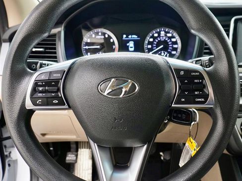 Used 2018 Hyundai Sonata SE FWD image 12