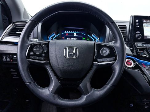 Used 2023 Honda Odyssey Touring image 35