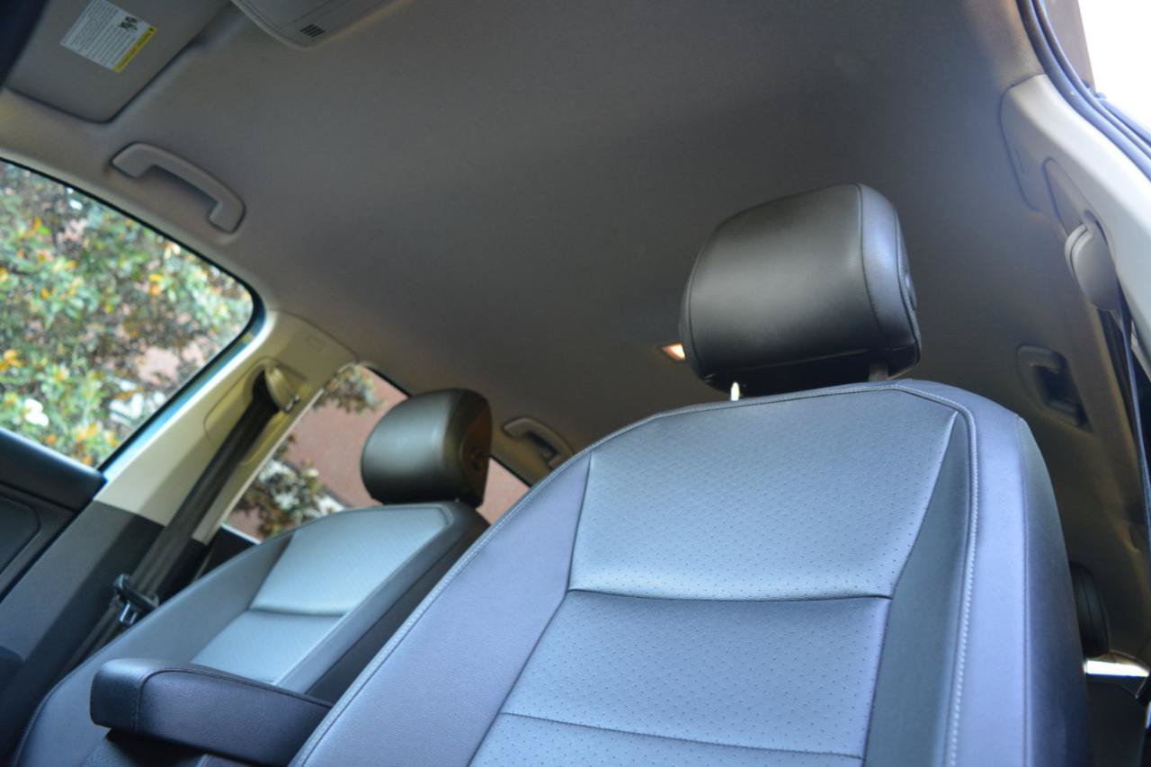 Used 2019 Volkswagen Tiguan SE AWD/4WD image 12