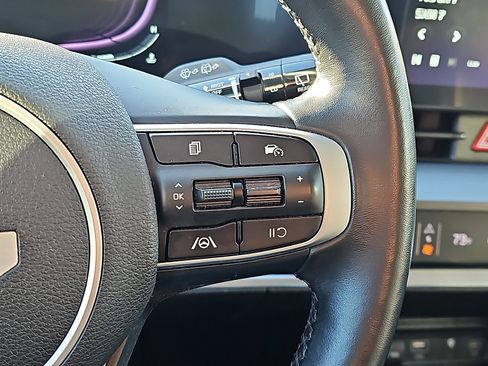 Used 2023 Kia Sportage EX image 23