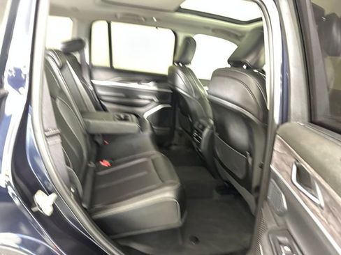 Used 2023 Jeep Grand Cherokee 4WD 4xe w/ Luxury Tech Group II image 27