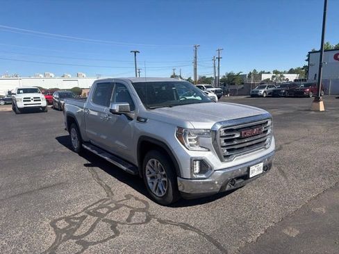 Used 2021 GMC Sierra 1500 SLT w/ SLT Premium Plus Package AWD/4WD image 11