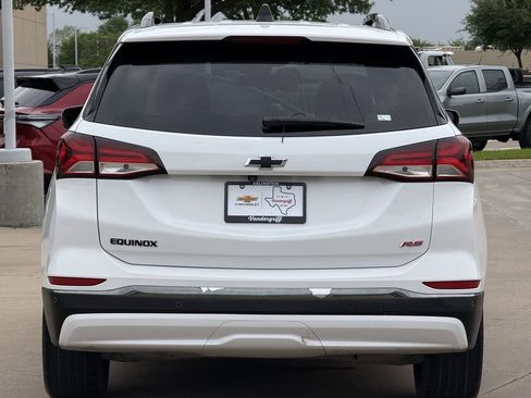 Used 2023 Chevrolet Equinox RS w/ RS Leather Package image 5