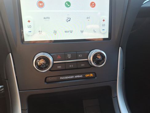 Used 2023 Ford Edge ST-Line AWD/4WD image 19