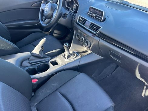 Used 2014 MAZDA MAZDA3 i SV image 12
