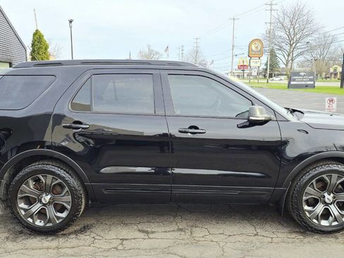 Used 2018 Ford Explorer Sport AWD/4WD image 8