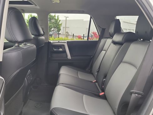 Certified 2022 Toyota 4Runner SR5 Premium image 15