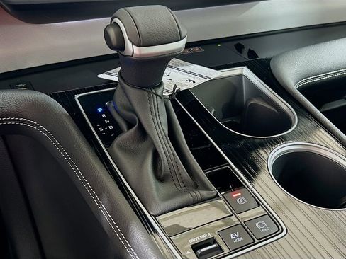 New 2025 Toyota Sienna XSE FWD image 14