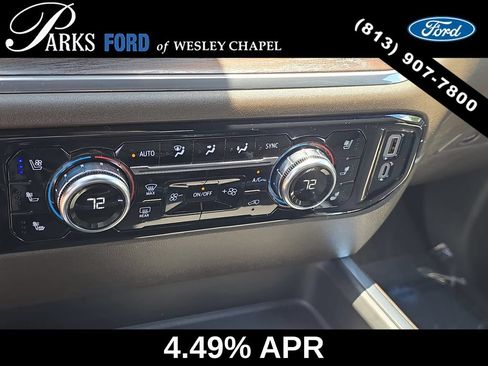 Used 2024 GMC Sierra 2500 SLT w/ SLT Premium Package AWD/4WD image 22