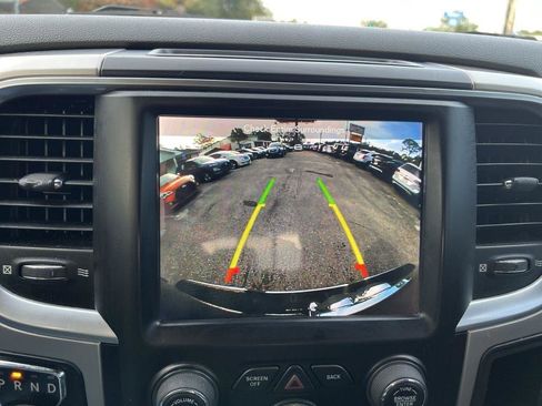 Used 2018 RAM 1500 Big Horn RWD image 13