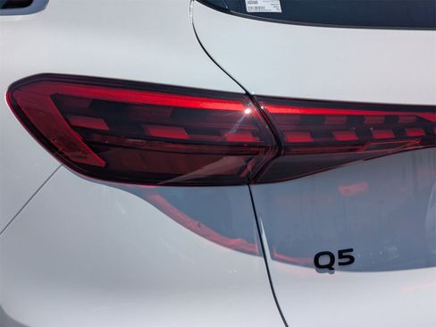 New 2025 Audi Q5 Premium Plus image 14