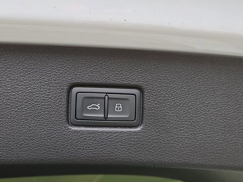 New 2026 Audi Q7 3.0T Premium Plus image 14