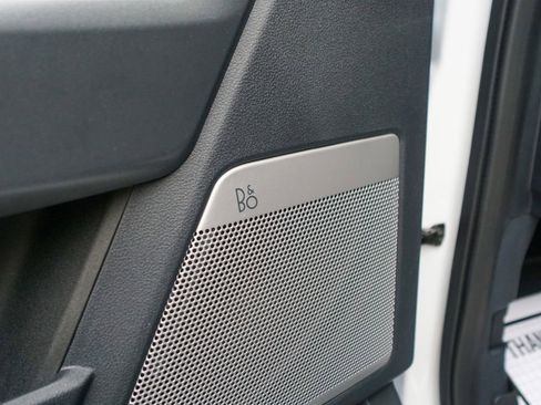 Used 2023 Ford F250 Lariat w/ Black Appearance Package image 23