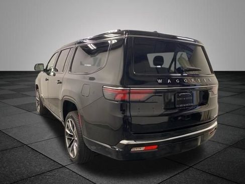 Certified 2024 Jeep Wagoneer L Series III w/ Premium Group I AWD/4WD image 4