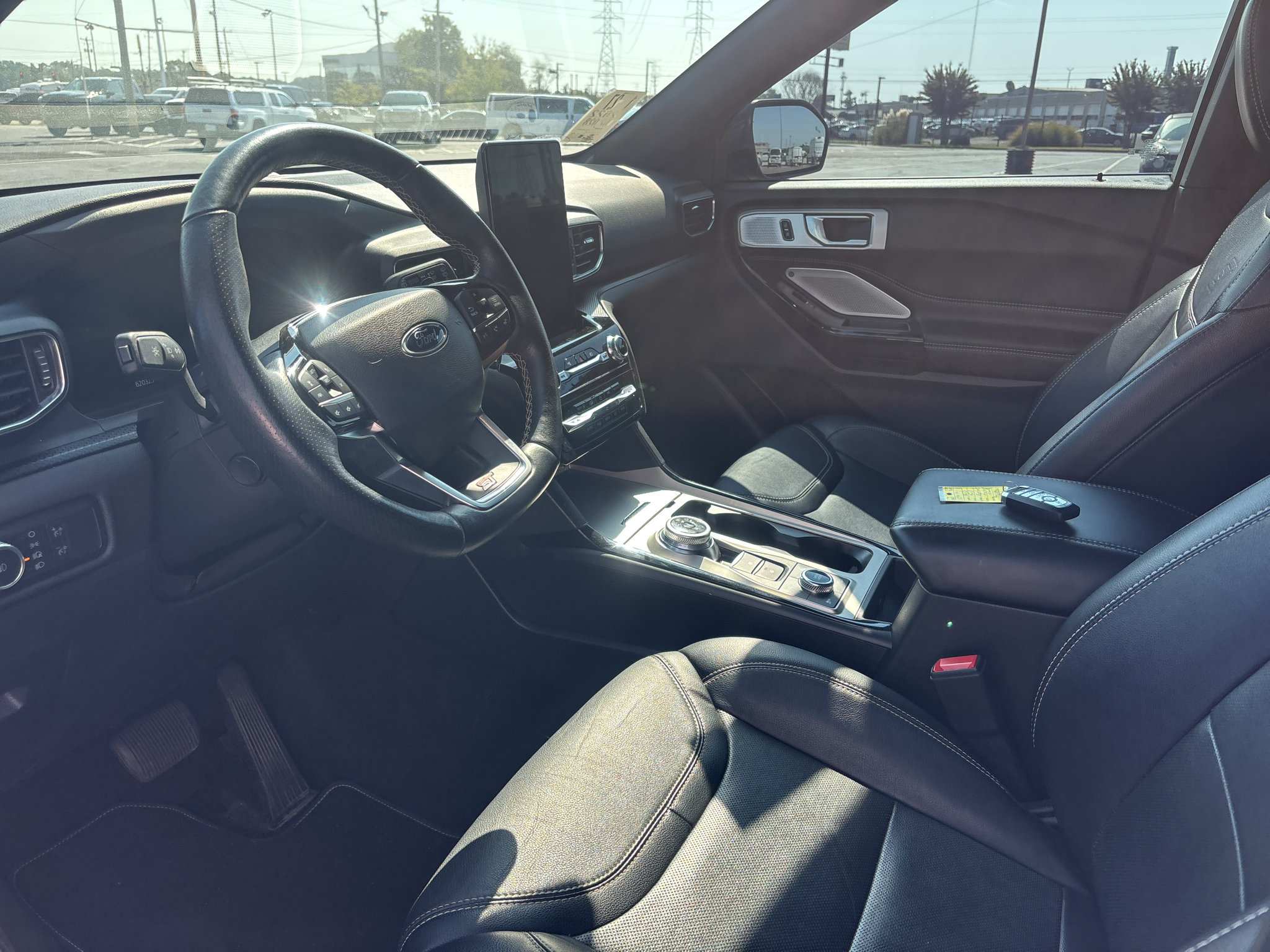 Used 2022 Ford Explorer ST w/ Equipment Group 401A AWD/4WD image 5
