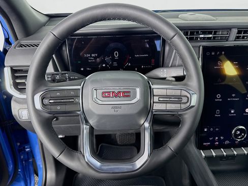 New 2025 GMC Terrain Elevation image 12