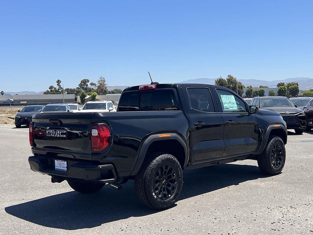 New 2026 GMC Canyon Elevation w/ LPO, Black Badging Package RWD image 3