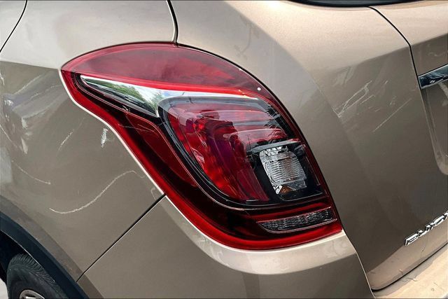 Used 2018 Buick Encore Sport Touring w/ Safety Package AWD/4WD image 19
