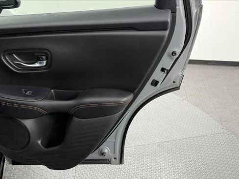 Used 2025 Honda HR-V Sport image 21