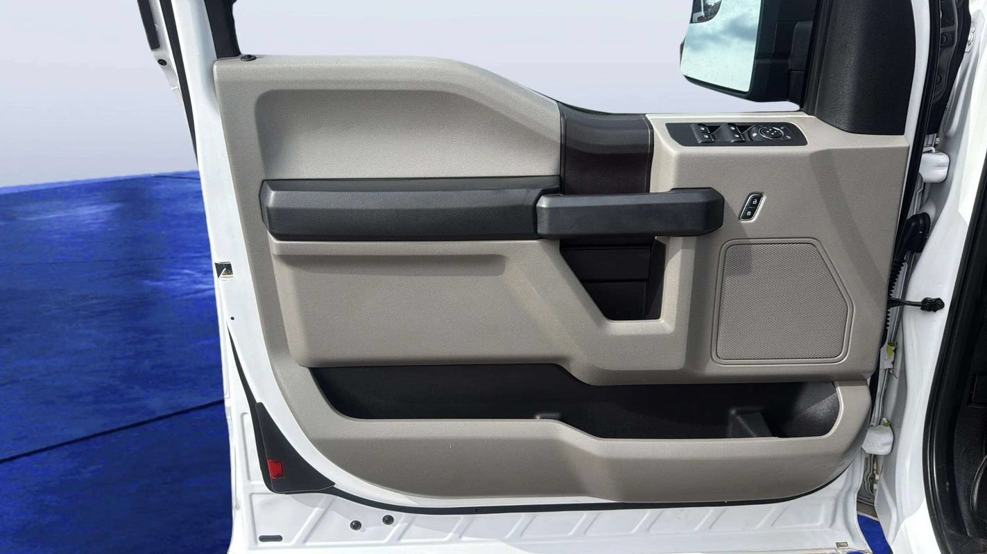 Used 2019 Ford F150 XL w/ Equipment Group 101A Mid AWD/4WD image 16