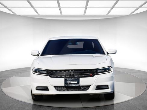 Used 2019 Dodge Charger SXT w/ Leather Interior Group image 6