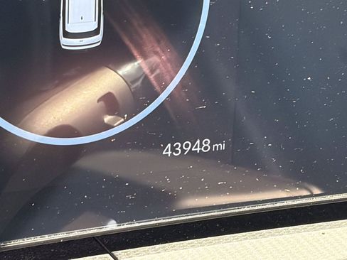 Used 2025 Hyundai Santa Fe Calligraphy AWD/4WD image 9
