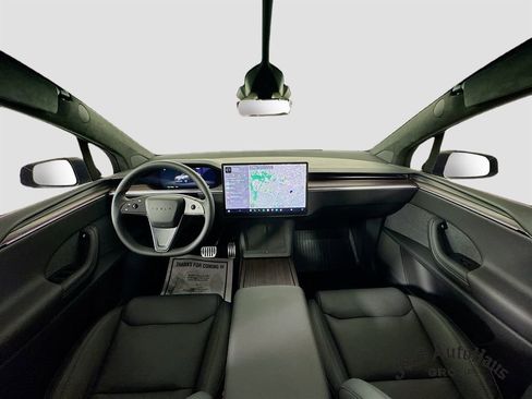 Used 2026 Tesla Model X image 28