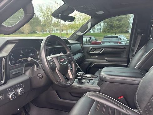 Used 2023 GMC Sierra 1500 AT4X image 15