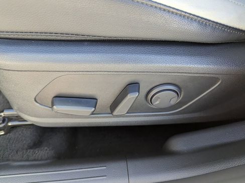 Certified 2023 Kia Sportage EX image 17