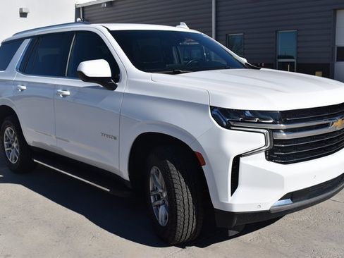 Used 2023 Chevrolet Tahoe LT image 3