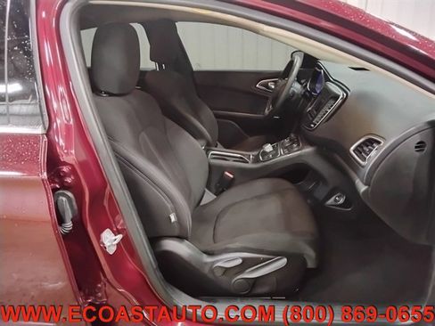 Used 2015 Chrysler 200 Limited image 13