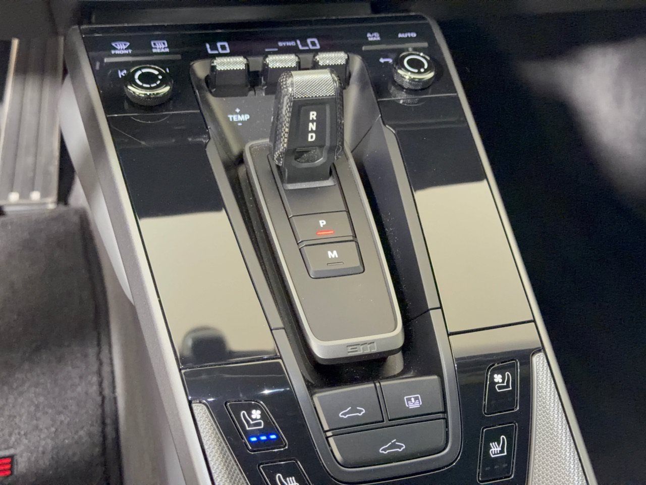Certified 2024 Porsche 911 Carrera 4 AWD/4WD image 24