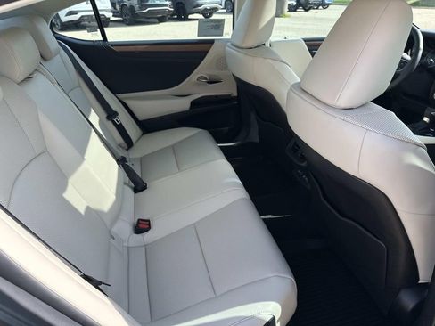 New 2025 Lexus ES 350 w/ Premium Package image 11