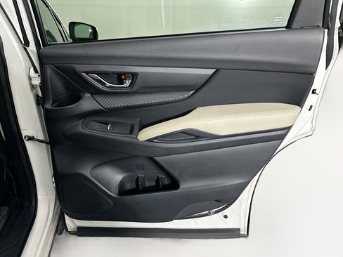 Used 2023 Subaru Ascent Premium w/ Convenience Package AWD/4WD image 31