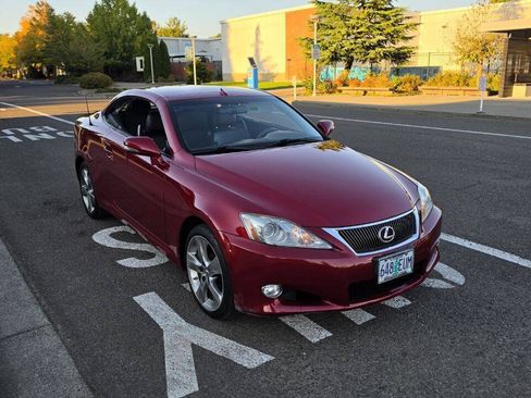 Used 2010 Lexus IS 350C RWD image 3