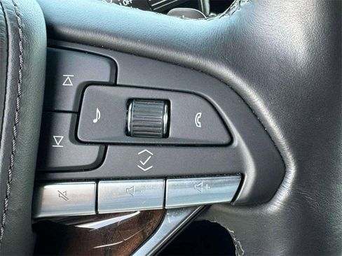 Certified 2024 Cadillac Escalade ESV Premium Luxury Platinum image 19