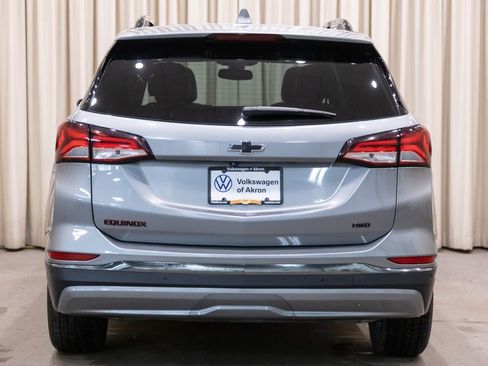 Used 2023 Chevrolet Equinox Premier AWD/4WD image 4