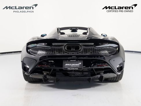 Used 2024 McLaren 750S Spider RWD image 5