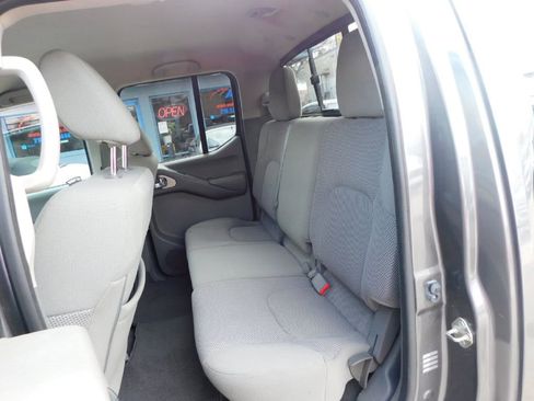 Used 2018 Nissan Frontier SV w/ Value Truck Package image 22