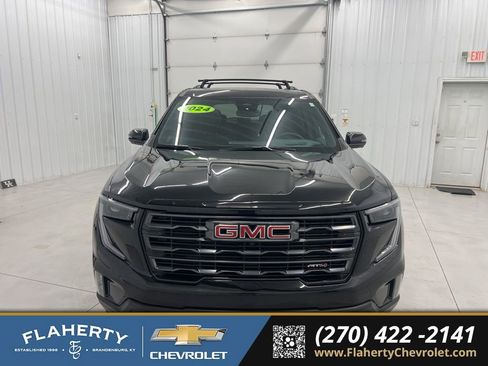 Used 2024 GMC Acadia AT4 w/ Luxury Package image 7