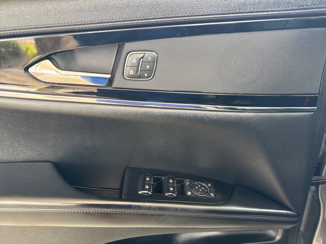 Used 2022 Lincoln Nautilus Reserve AWD/4WD image 10