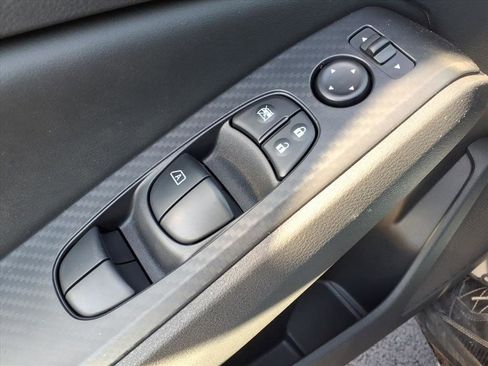 New 2025 Nissan Altima 2.5 SV w/ SV Special Edition Package image 18