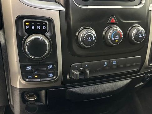 Used 2015 RAM 1500 Big Horn image 23