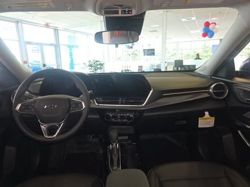 New 2026 Chevrolet Trax ACTIV w/ Driver Confidence Package FWD image 13
