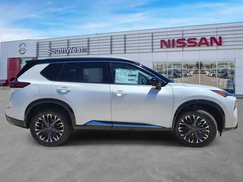 New 2026 Nissan Rogue Platinum AWD/4WD image 4