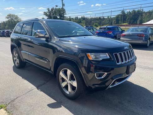 Used 2015 Jeep Grand Cherokee Overland AWD/4WD image 3
