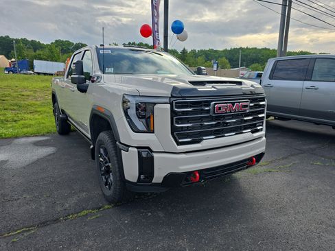 New 2026 GMC Sierra 2500 AT4 w/ AT4 Premium Plus Package AWD/4WD image 1