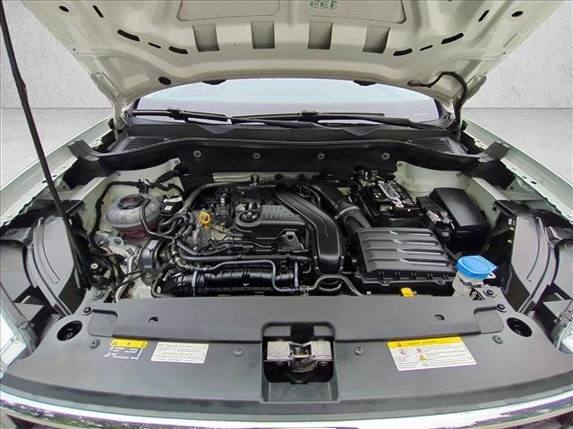 Used 2022 Volkswagen Taos SE FWD image 26