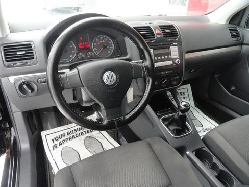 Used 2008 Volkswagen Rabbit 2-Door image 7