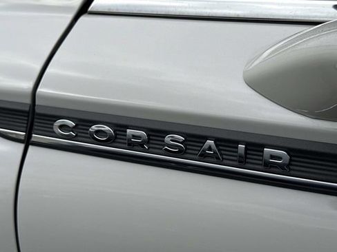 Used 2022 Lincoln Corsair Reserve w/ Equipment Group 201A image 9